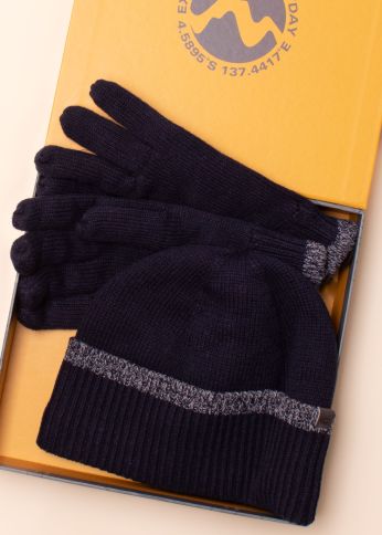 Комплект зимняя шапка и перчатки Camel Active